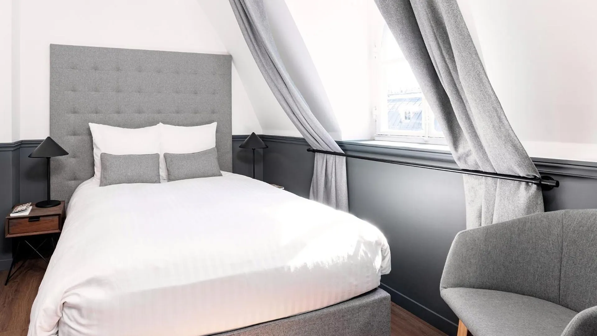 Livinparis - Luxury Ac 2 & 3 Bedrooms Le Louvre Daire *