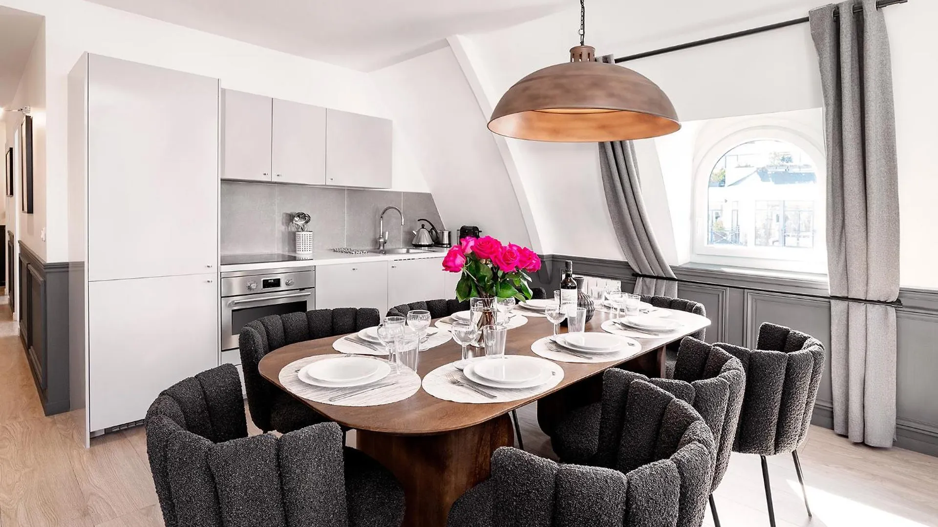 Livinparis - Luxury Ac 2 & 3 Bedrooms Le Louvre Paris